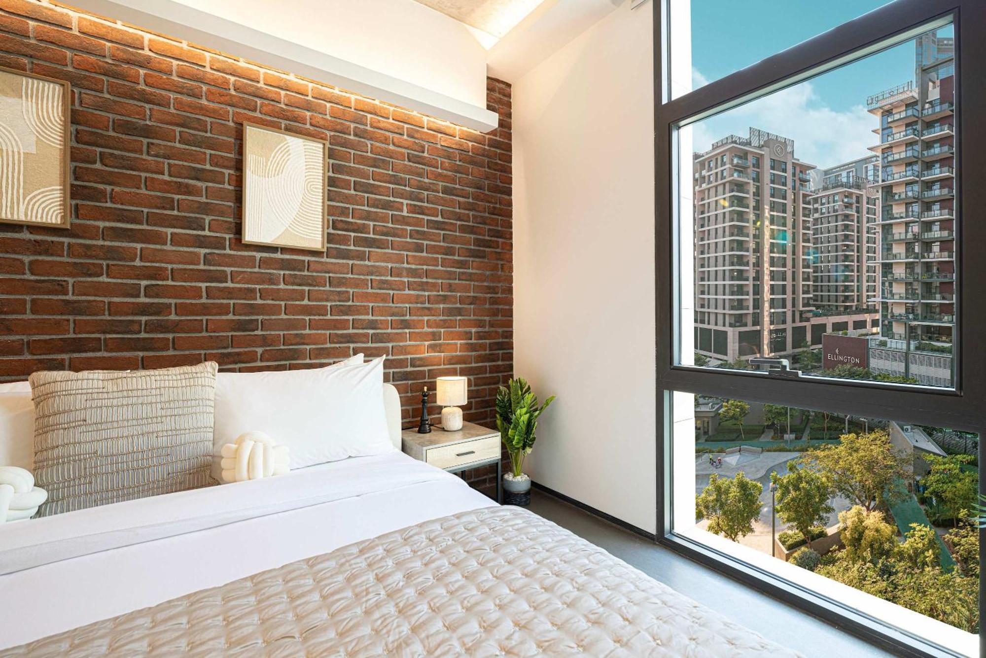 1-bedroom With Greenery & Views In The Terraces *