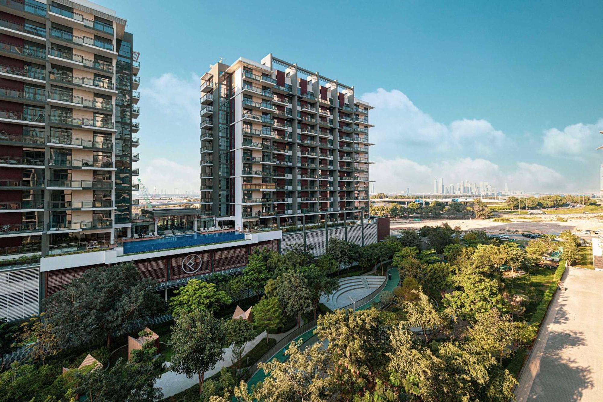 1-bedroom With Greenery & Views In The Terraces Apartment
